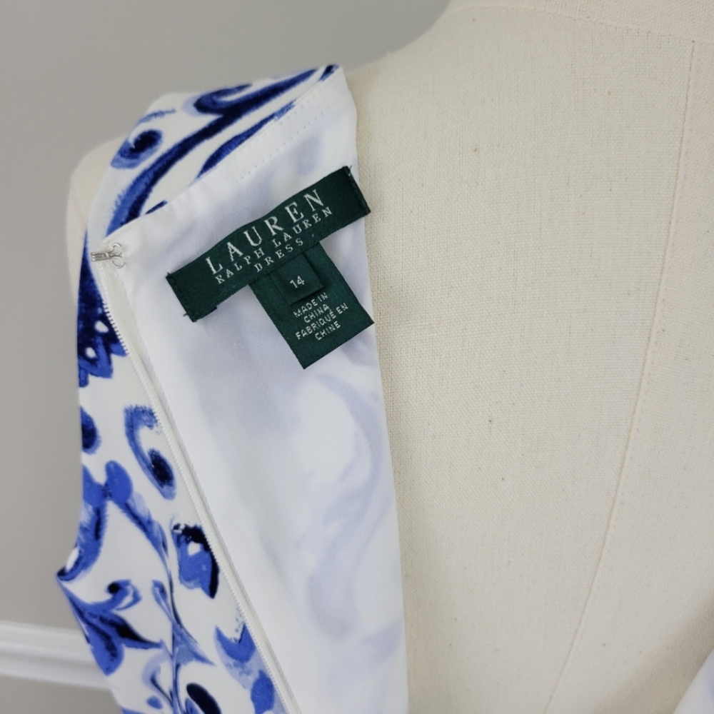 LAUREN RALPH LAUREN Blue White Print Crew Neck Sleeveless Dress - Picture 5 of 6
